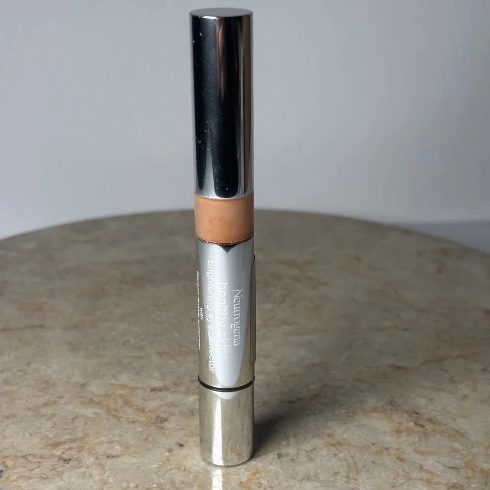 Neutrogena Brightening Eye Perfector Light 10 0.17oz SPF Broad Spectrum SEE EXP